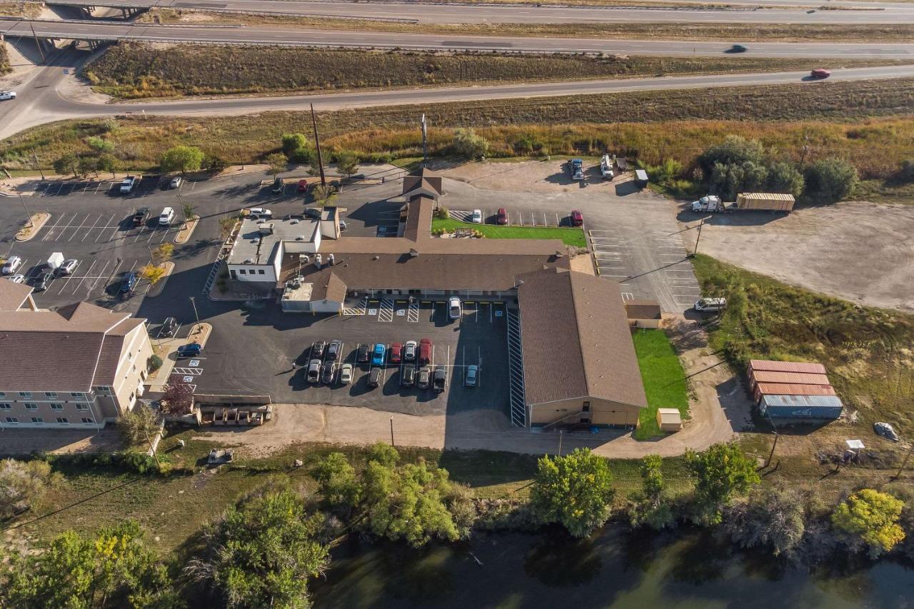 Rodeway Inn Fort Morgan Extérieur photo