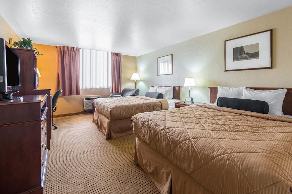 Rodeway Inn Fort Morgan Extérieur photo