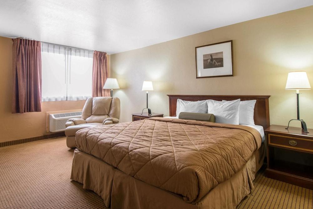 Rodeway Inn Fort Morgan Extérieur photo