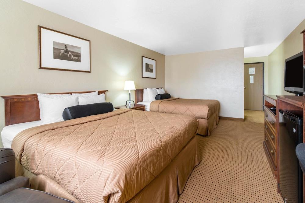 Rodeway Inn Fort Morgan Extérieur photo